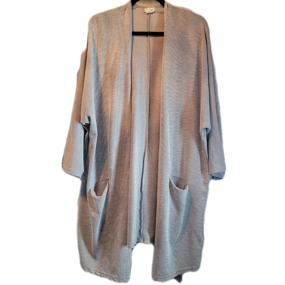 Donni Cardigan sweater Size Plus OSFA - Picture 2 of 6